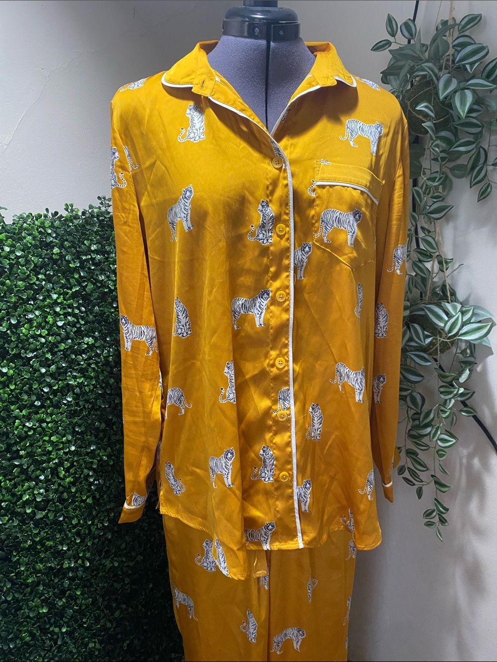 LOFT Mustard Yellow Tiger-Print Pajama Set